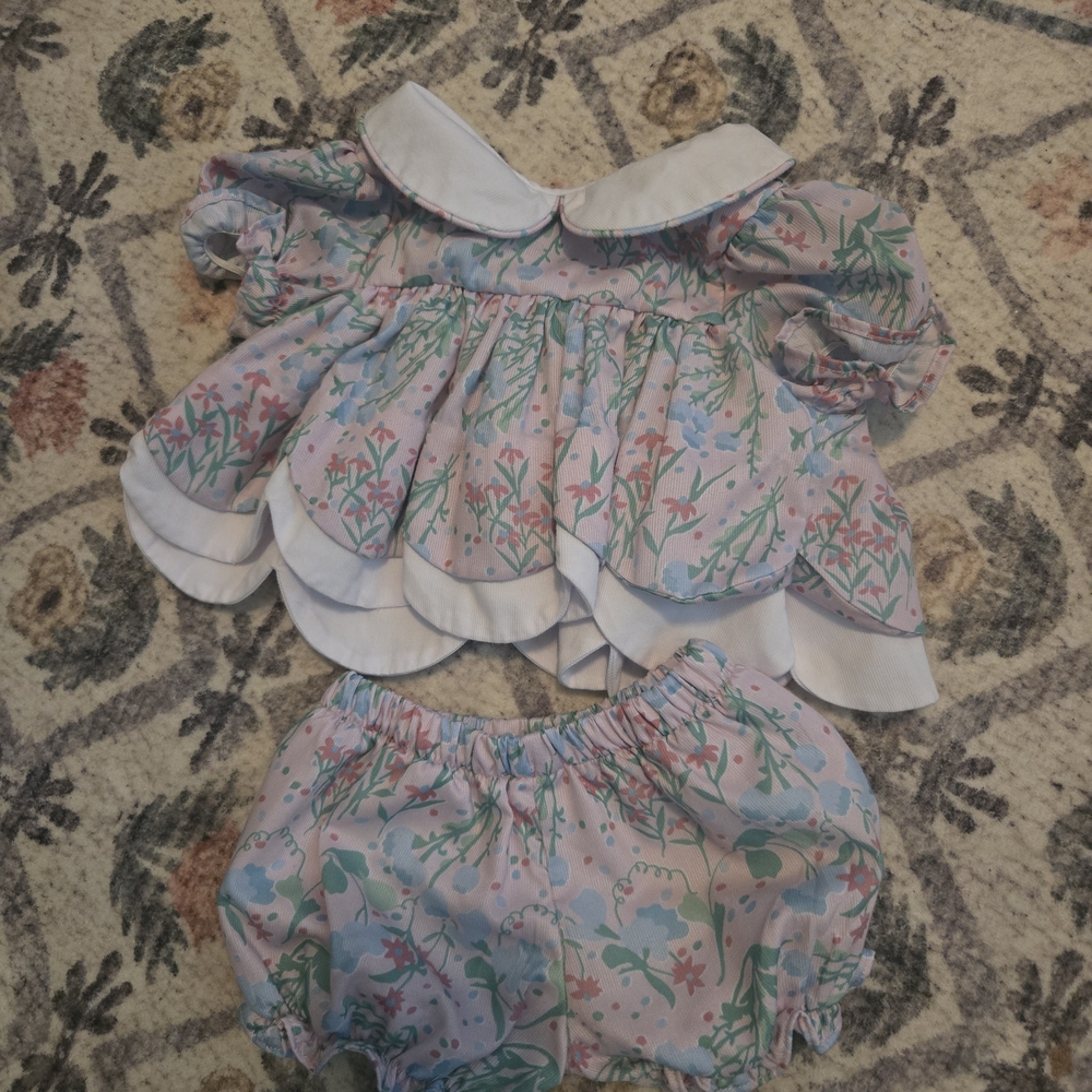 Smockingbird Baby Girl Bloomer Set – Pastel Floral (3M)
